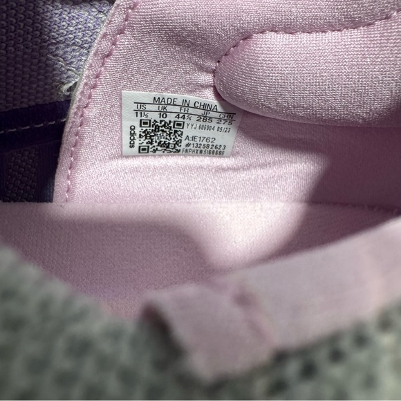 Adidas Women’s Ultraboost Light (Ultraboost 23) Size 11.5 - Picture 4 of 5